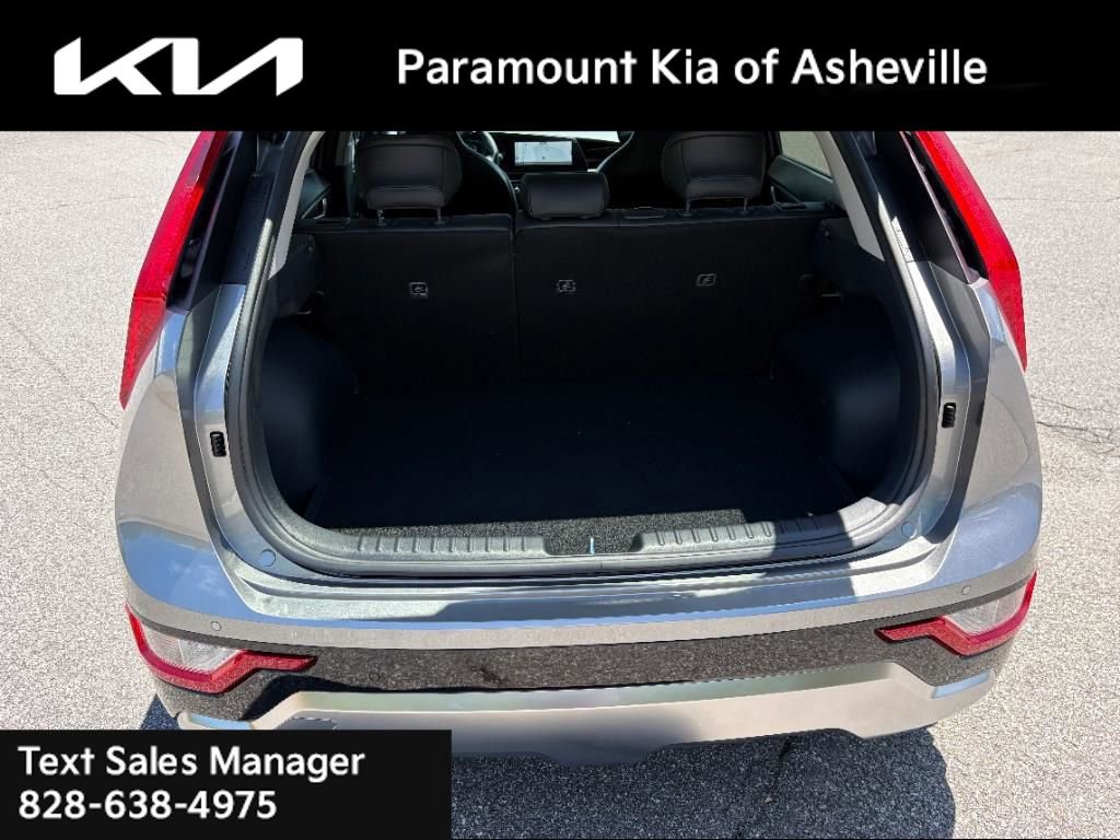 New 2025 Kia Niro EX Touring image 29
