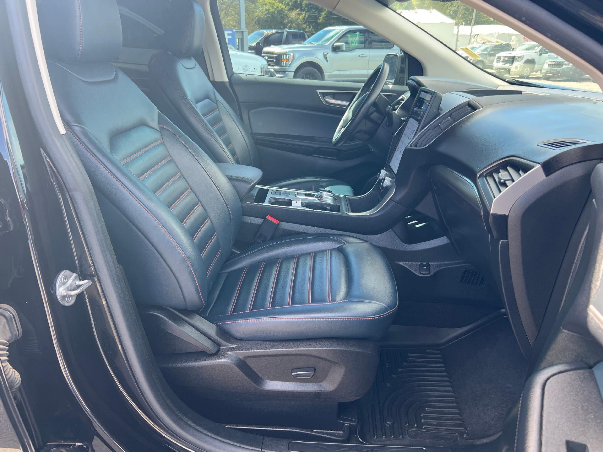 Used 2023 Ford Edge SEL w/ Sport Appearance Package AWD/4WD image 9