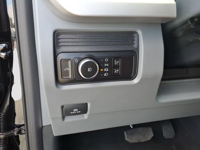 New 2026 Ford F250 XL w/ STX Appearance Package AWD/4WD image 11