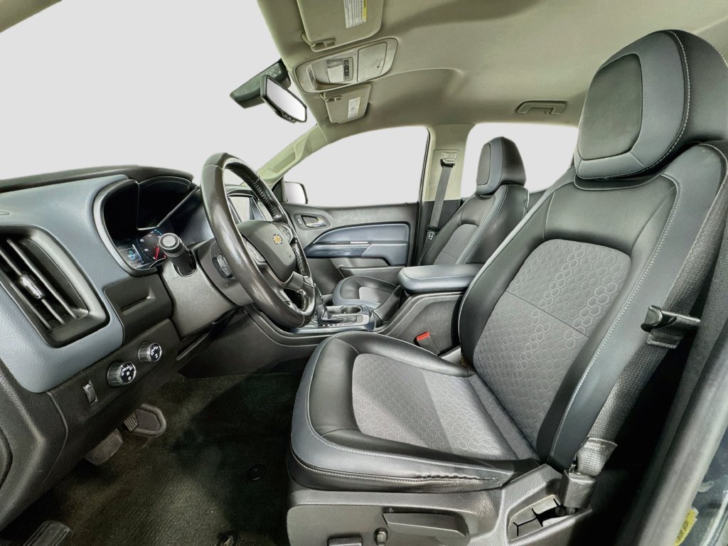 Used 2017 Chevrolet Colorado Z71 AWD/4WD image 12