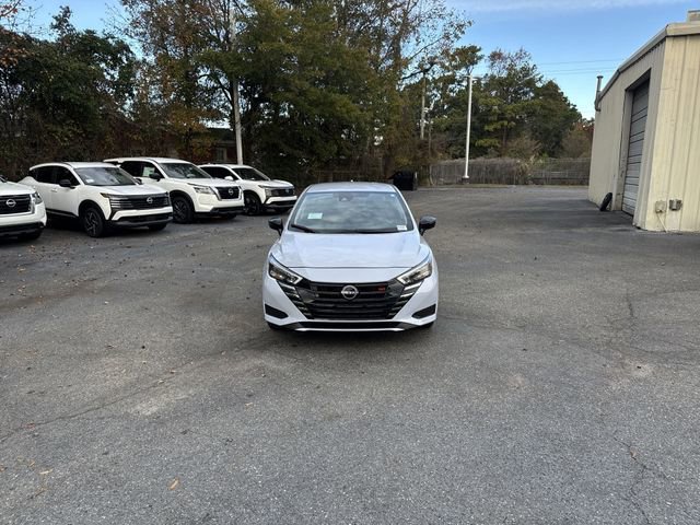New 2025 Nissan Versa SR w/ Trunk Package FWD image 2