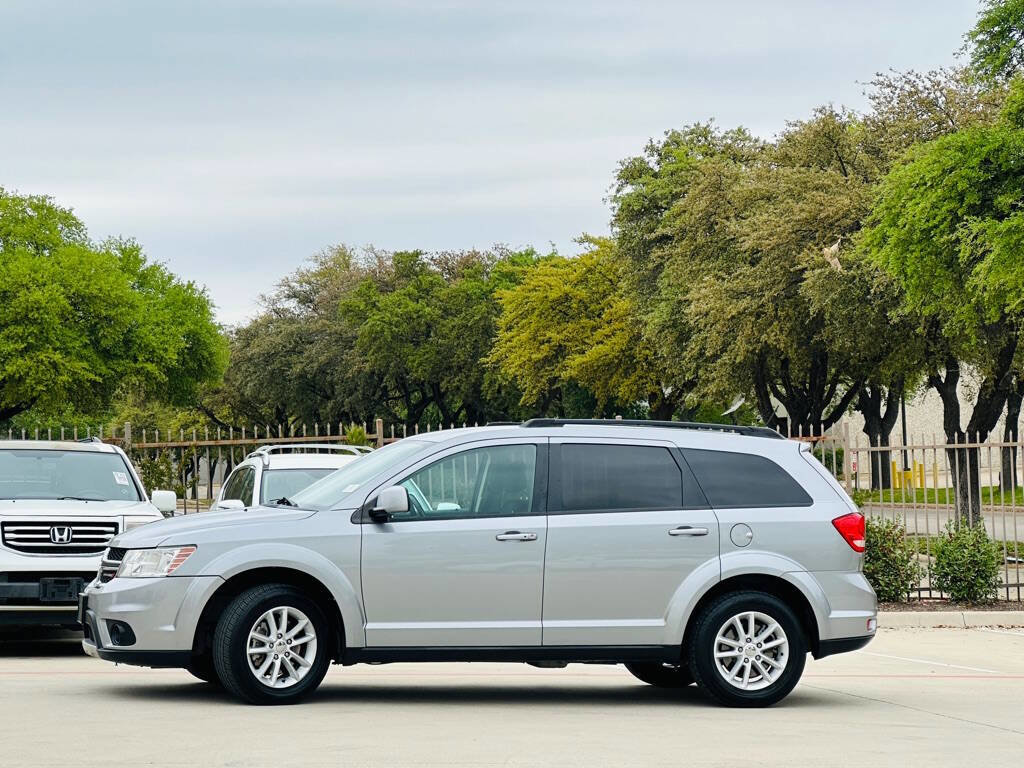 Used 2016 Dodge Journey SXT image 5