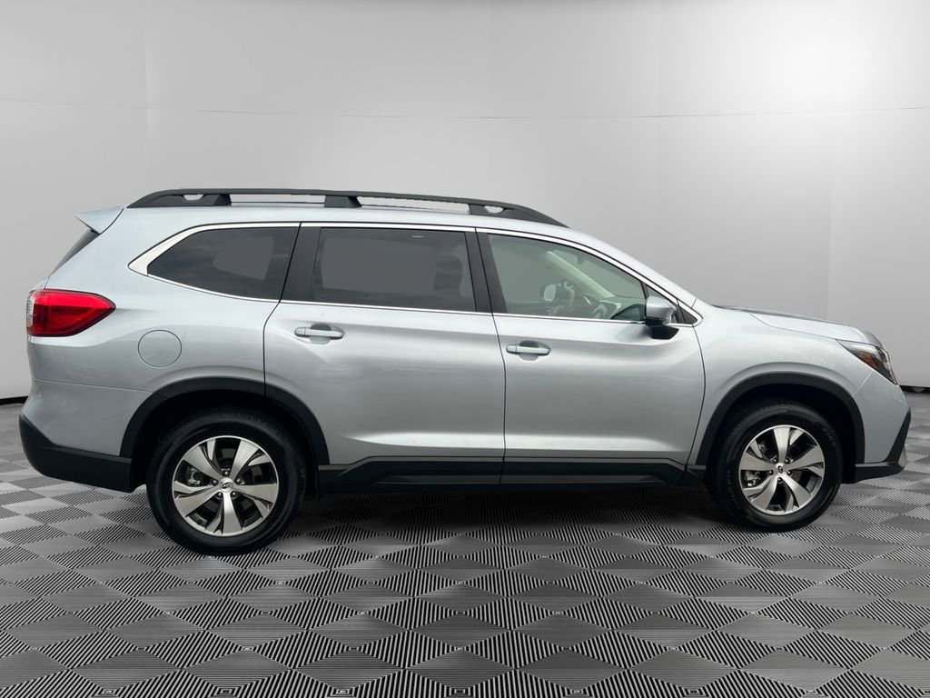 Certified 2025 Subaru Ascent Premium image 8