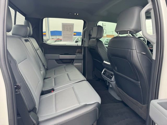 Used 2023 Ford F150 Lariat w/ Trailer Tow Package image 34