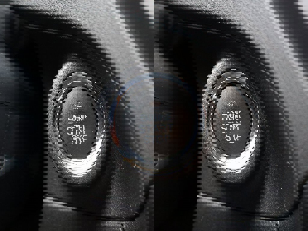 Used 2022 Subaru Ascent Limited w/ Technology Package image 35