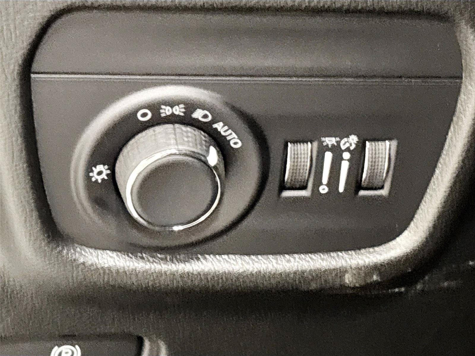 New 2026 Jeep Grand Cherokee L 4WD image 14