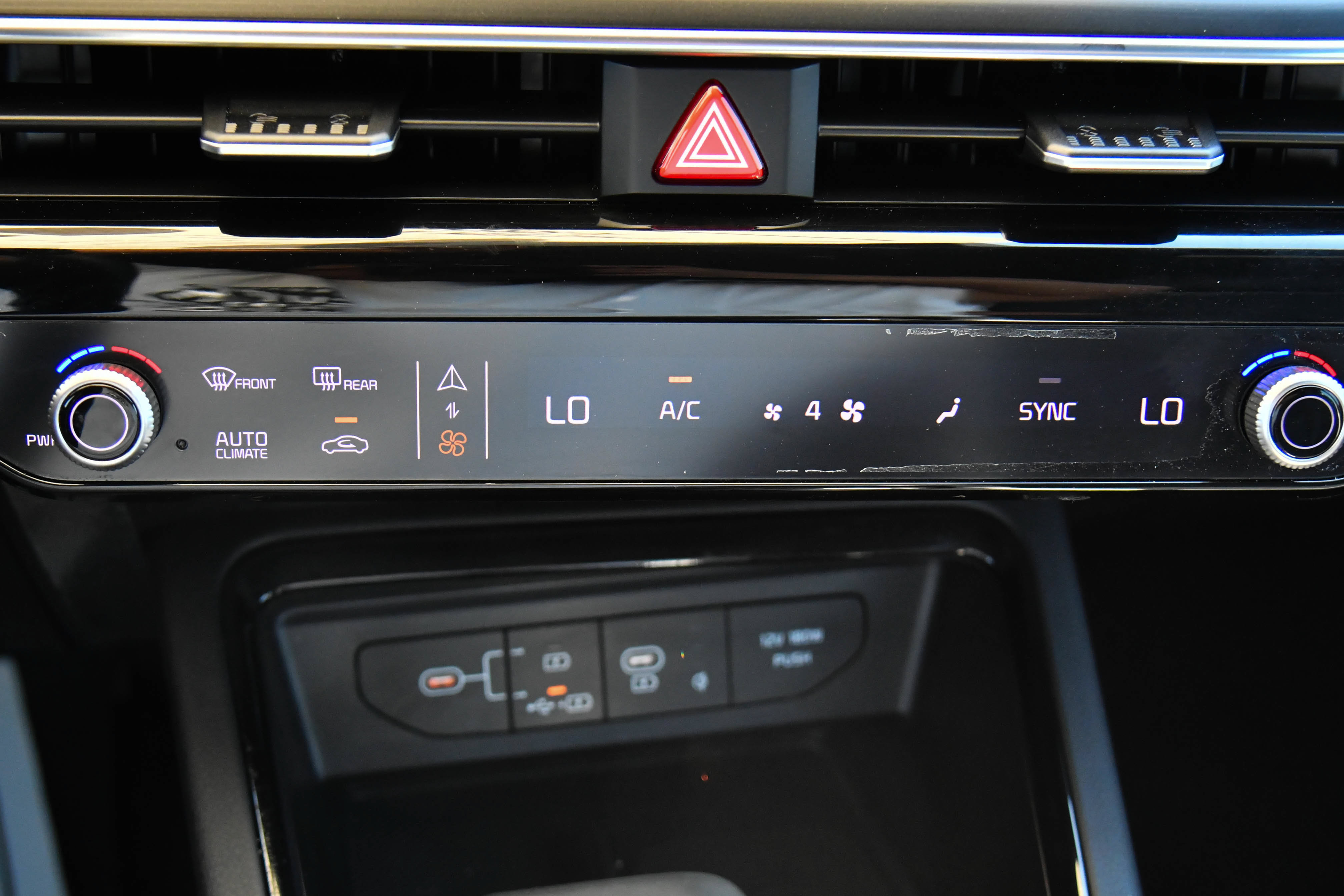 Used 2025 Kia K5 GT-Line w/ GT-Line Premium Package FWD image 27