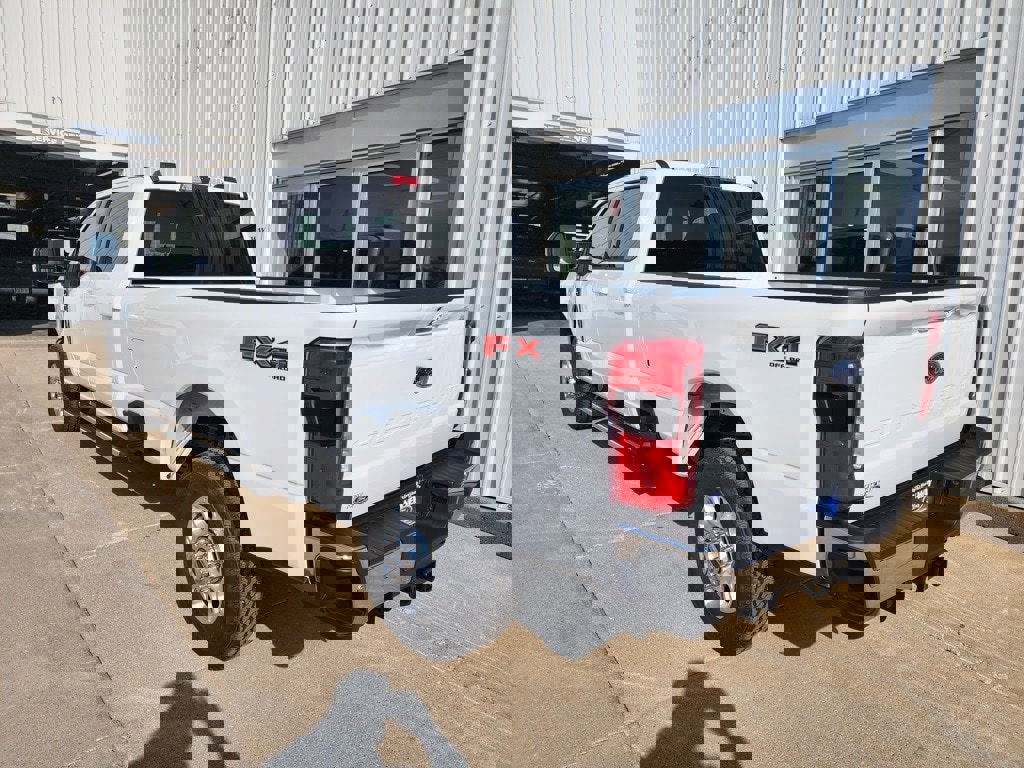 New 2026 Ford F350 XLT image 3