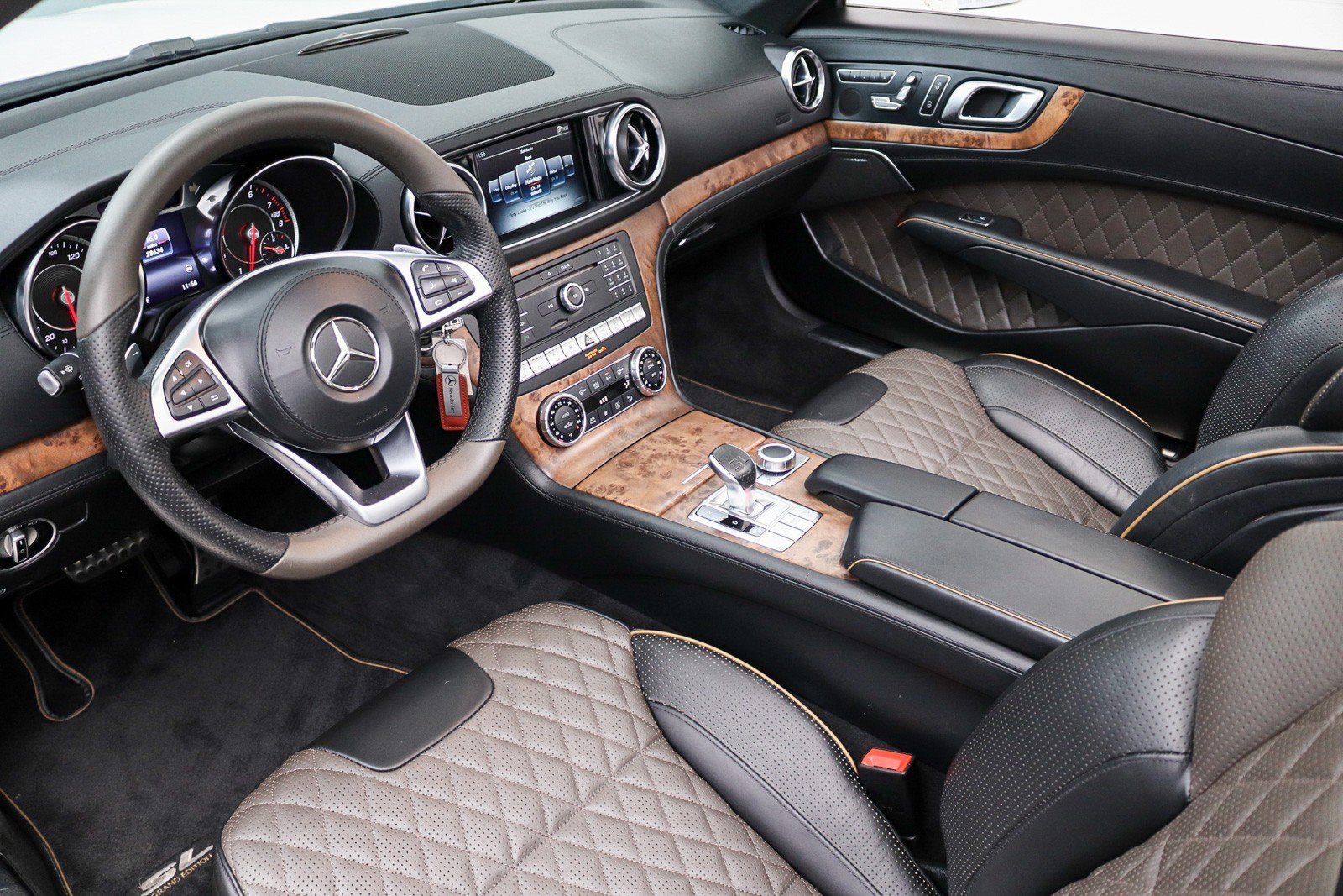 Used 2020 Mercedes-Benz SL 450 image 31