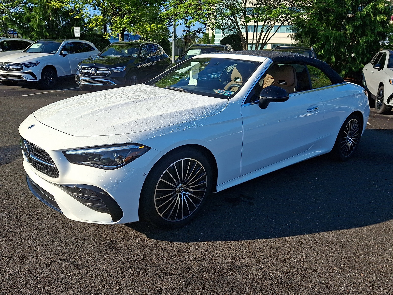 Certified 2026 Mercedes-Benz CLE 300 4MATIC Cabriolet image 3
