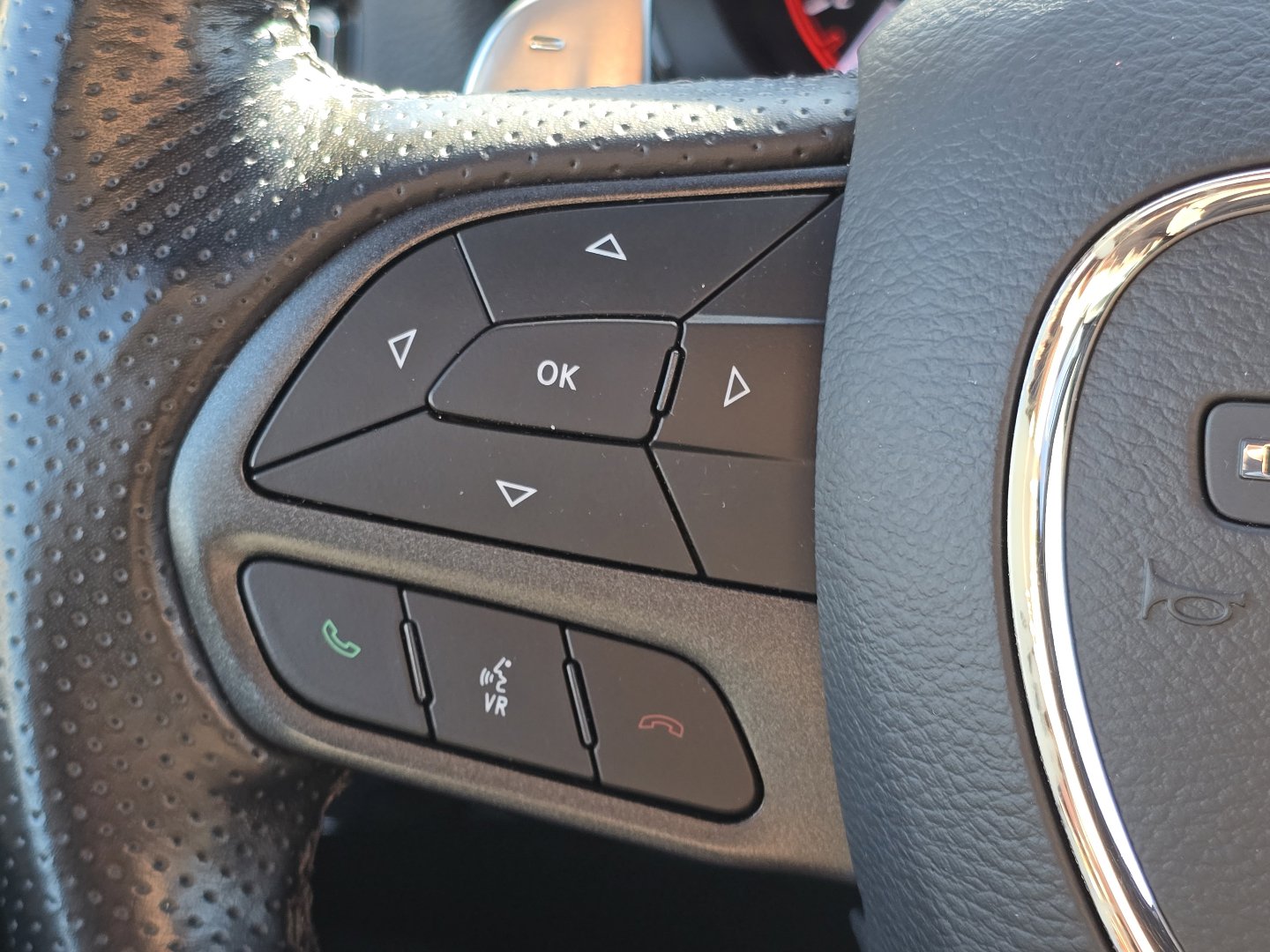 Used 2022 Dodge Durango GT image 11