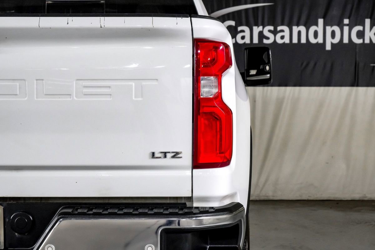 Used 2021 Chevrolet Silverado 2500 LTZ w/ LTZ Texas Edition image 44