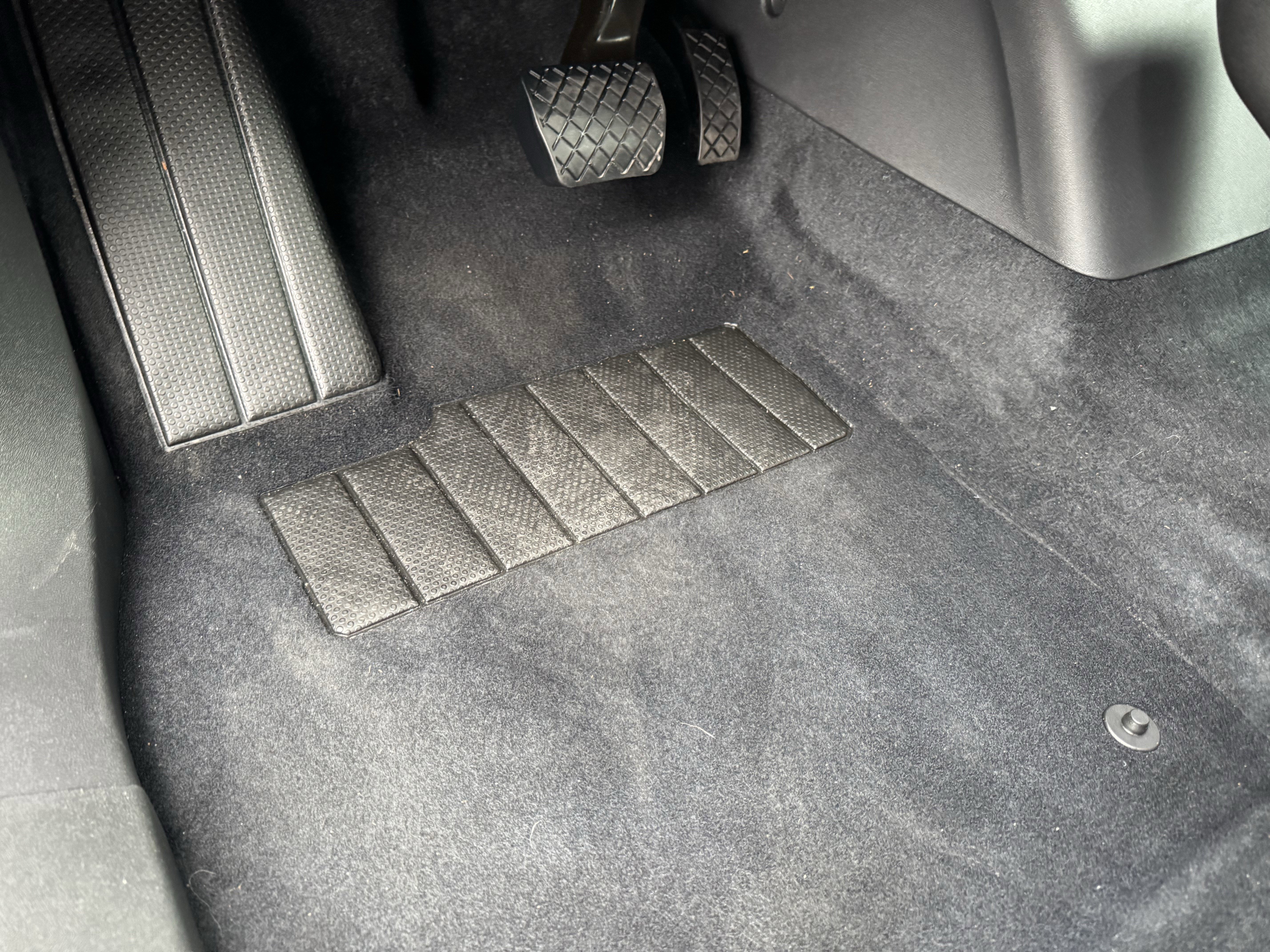 Used 2025 Volkswagen ID.4 Pro image 18