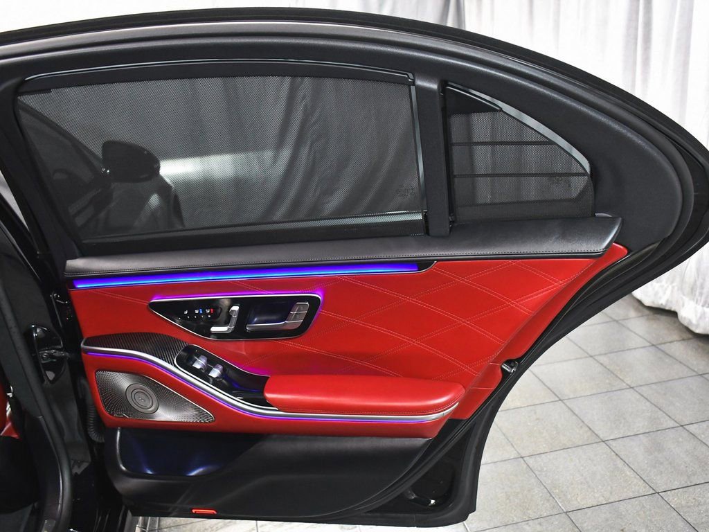 Used 2025 Mercedes-Benz S 63 AMG S w/ AMG Night Package image 16