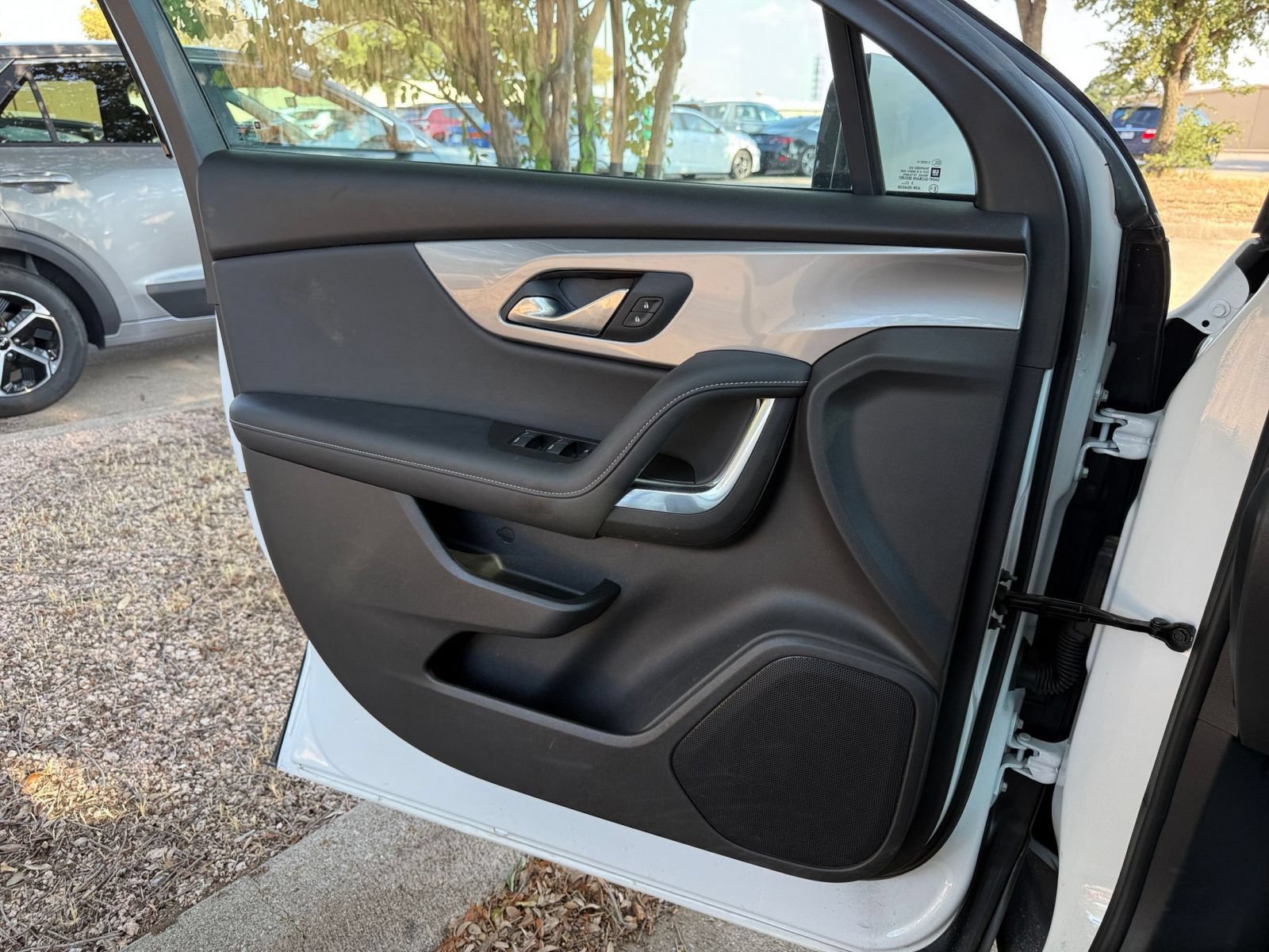 Used 2026 Chevrolet Blazer LT FWD image 18