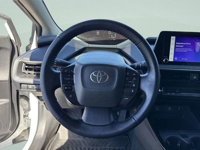 Used 2024 Toyota Prius LE image 34