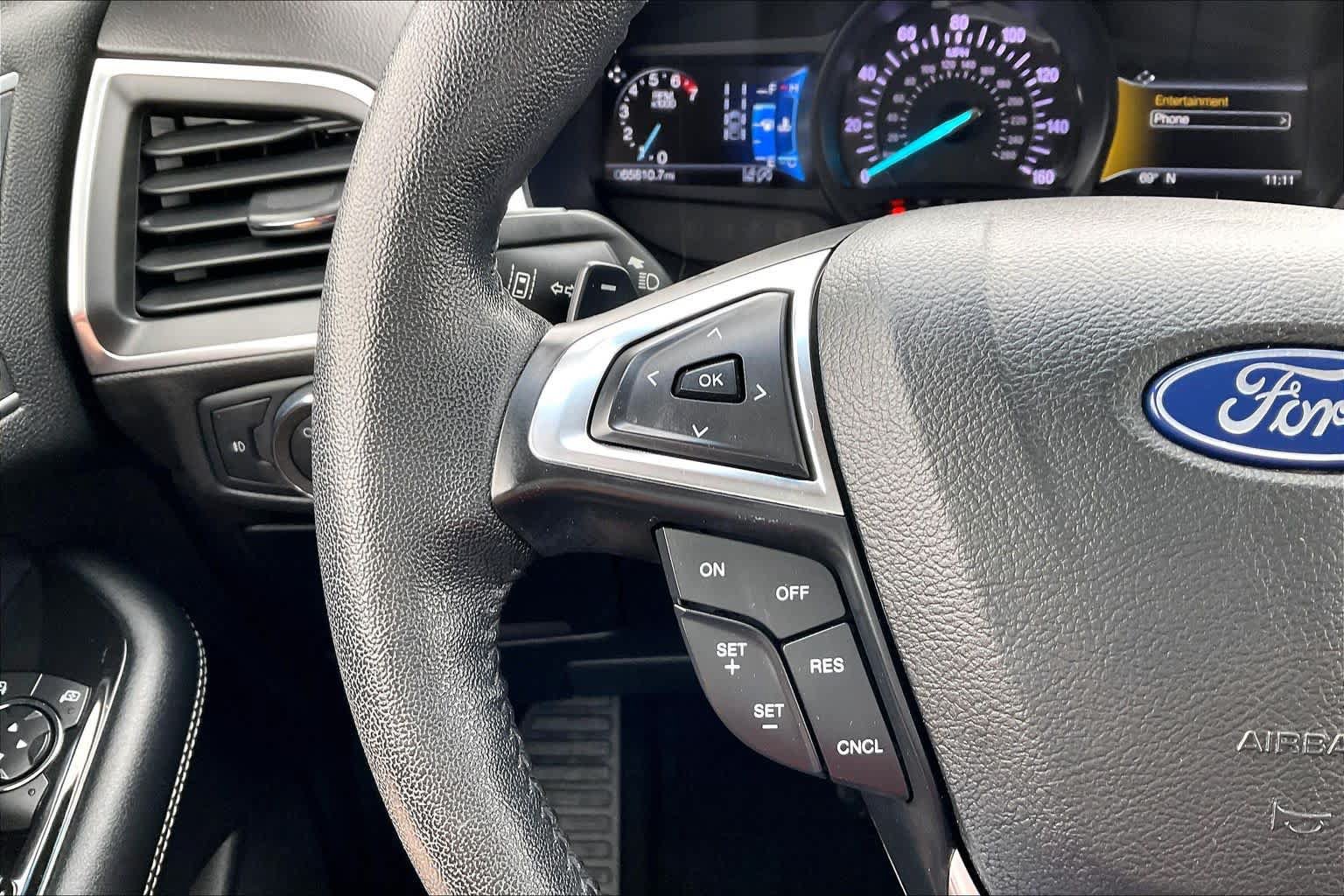 Used 2019 Ford Edge Titanium AWD/4WD image 23