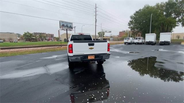 Used 2013 Chevrolet Silverado 2500 W/T w/ Snow Plow Prep Package image 7