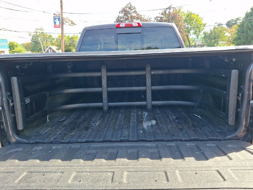 Used 2015 GMC Sierra 1500 Denali AWD/4WD image 28