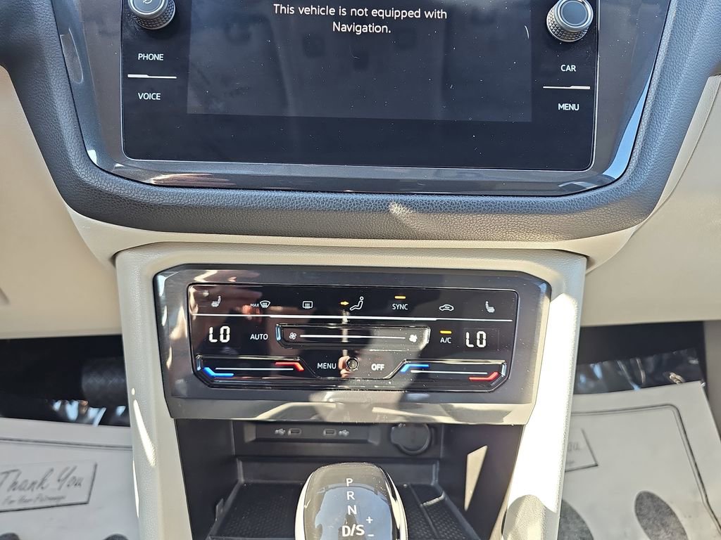 Used 2024 Volkswagen Tiguan SE image 29