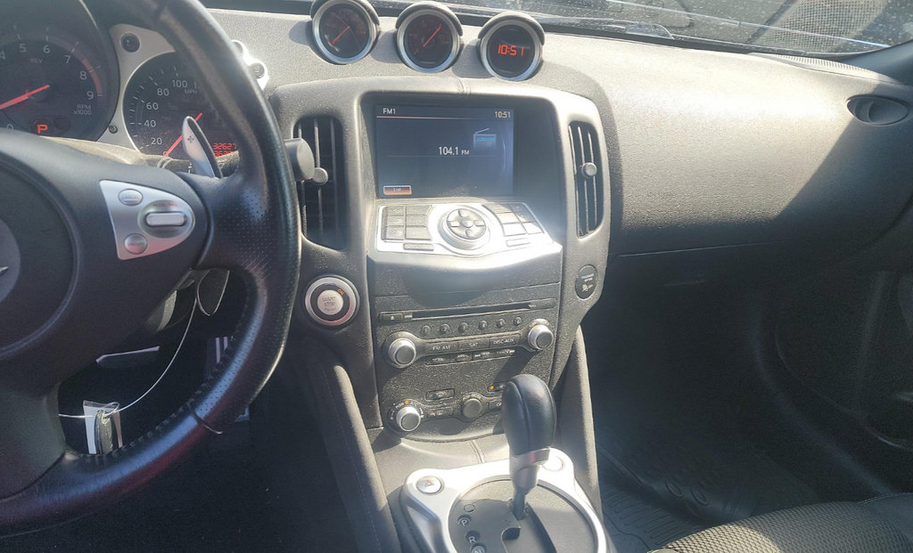 Used 2019 Nissan 370Z Touring RWD image 15