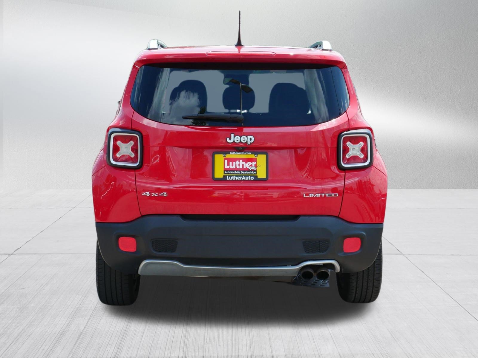 Used 2015 Jeep Renegade Limited w/ Safety & Security Group I AWD/4WD image 6