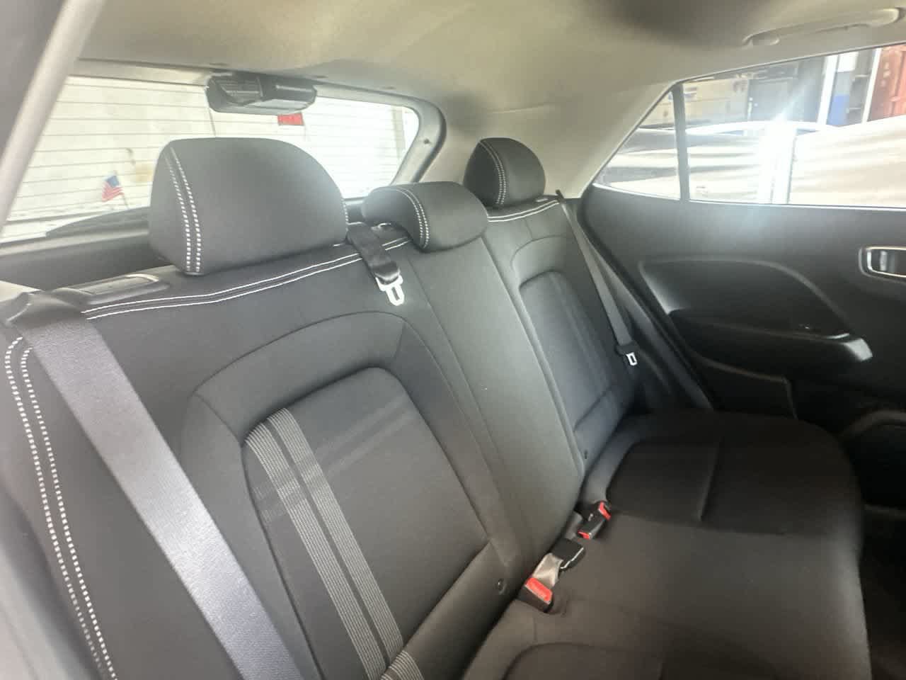 Used 2024 Hyundai Venue SEL FWD image 26