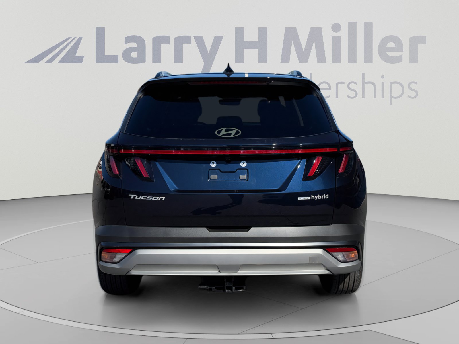 Used 2025 Hyundai Tucson SEL w/ Tow & Go Package AWD/4WD image 4