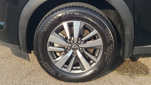 Used 2025 Nissan Pathfinder SL AWD/4WD image 11