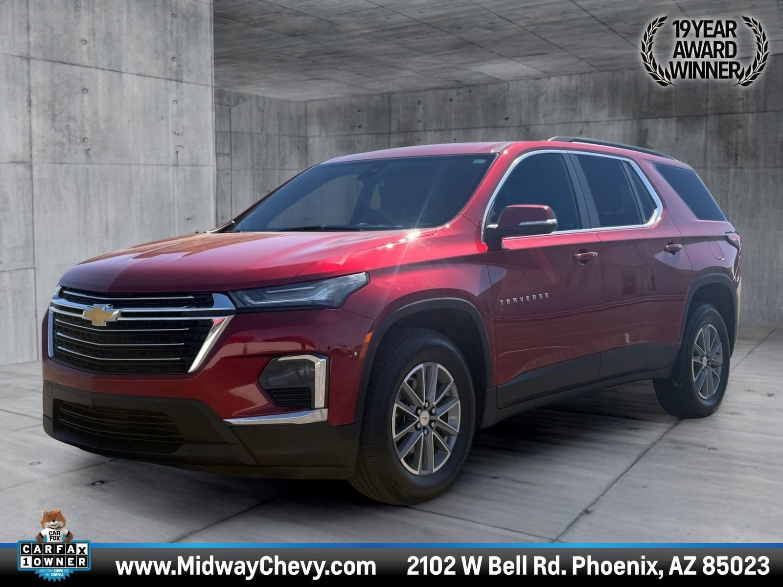 Certified 2024 Chevrolet Traverse LT FWD image 1