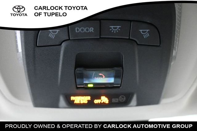 Used 2025 Toyota Corolla LE FWD image 23