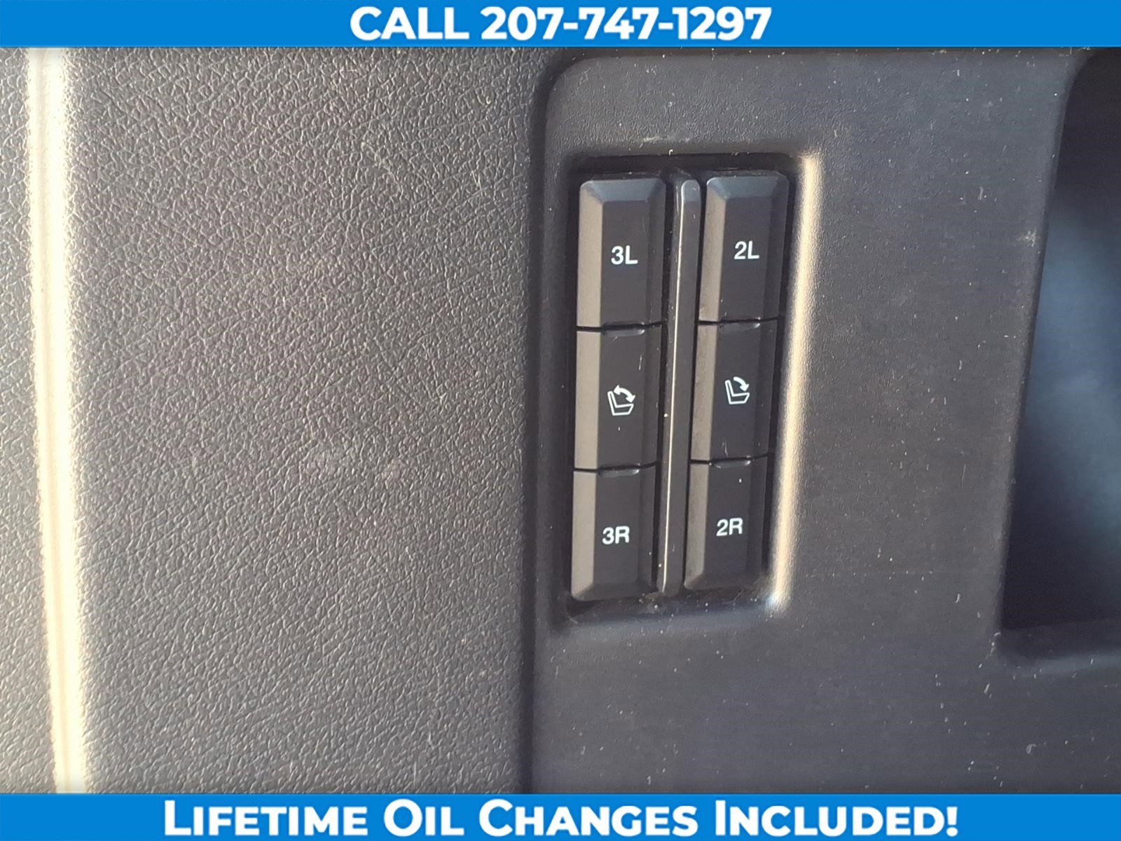 Used 2024 Ford Expedition Limited image 9