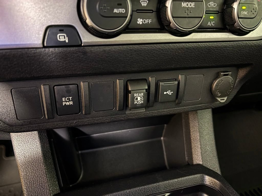 Used 2023 Toyota Tacoma SR5 RWD image 32