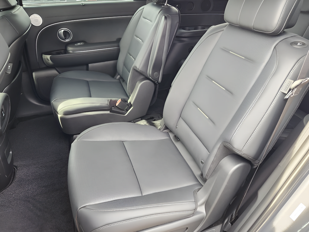 New 2026 Hyundai Palisade Calligraphy AWD/4WD image 11