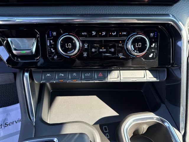 New 2026 GMC Sierra 1500 Denali w/ Technology Package AWD/4WD image 17
