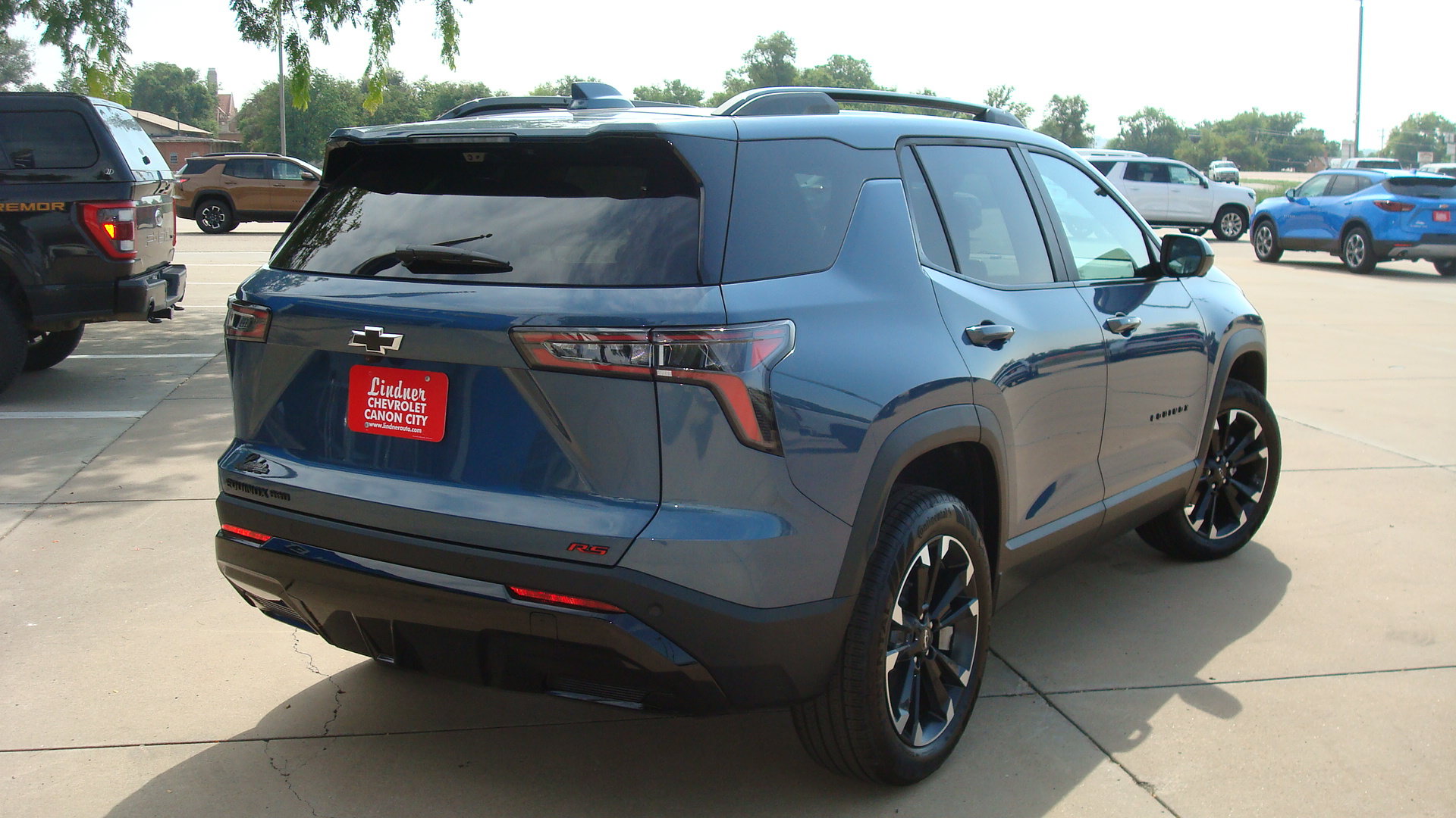 New 2027 Chevrolet Equinox RS w/ Safety and Technology Package AWD/4WD image 4