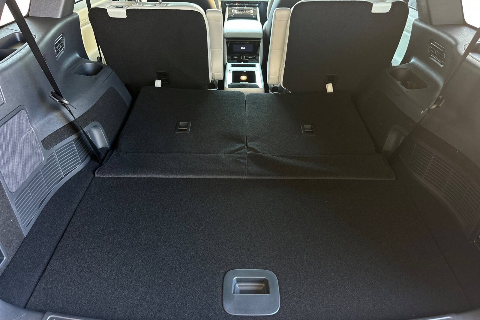 New 2026 Lincoln Aviator Black Label w/ Jet Appearance Package AWD/4WD image 15