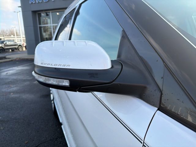 Used 2013 Ford Explorer Limited image 3