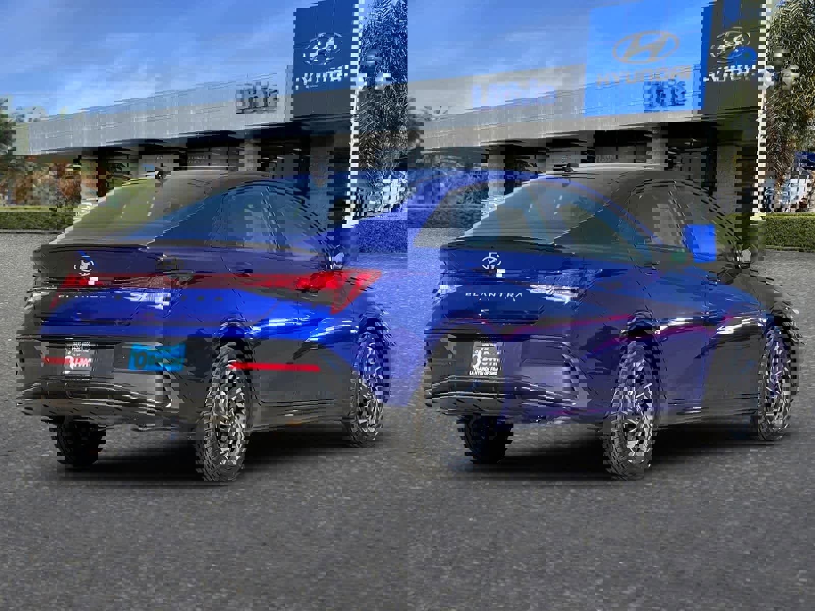 New 2025 Hyundai Elantra Sport image 2