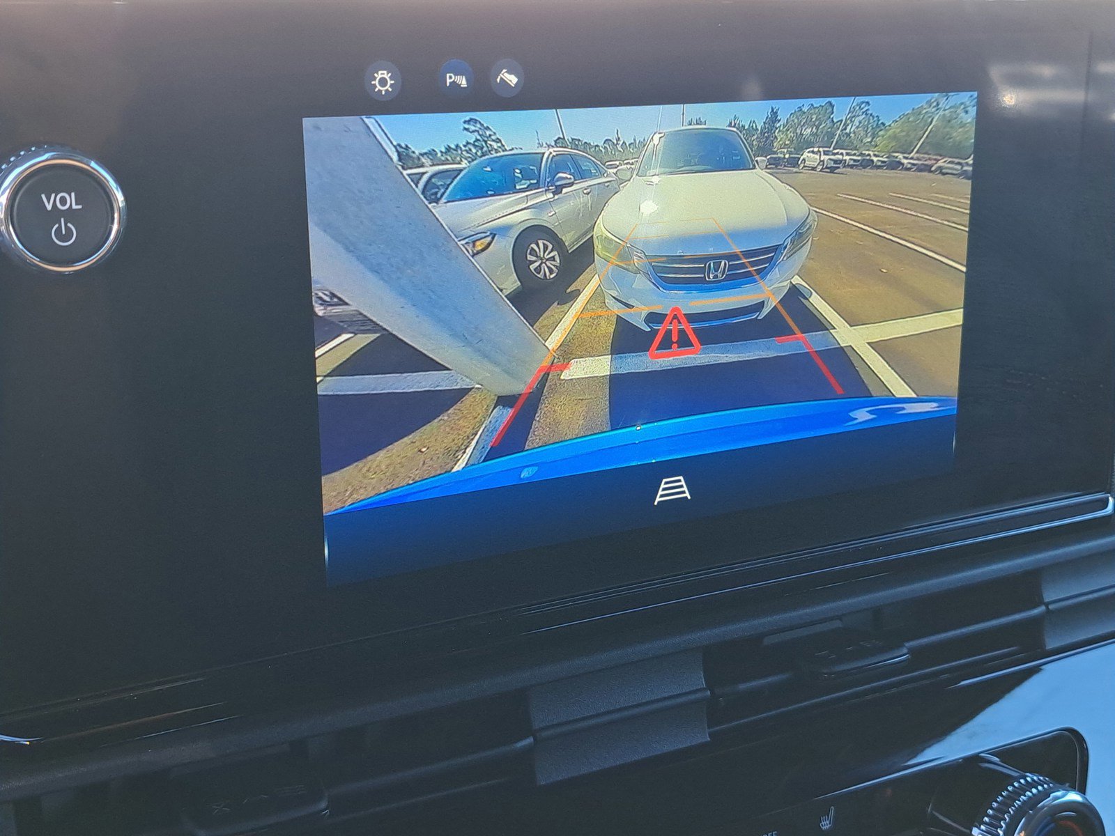 Used 2024 Honda Prologue EX image 27