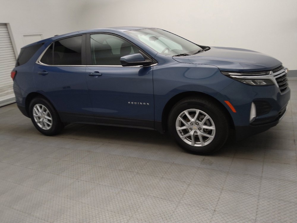 Used 2024 Chevrolet Equinox LT w/ LPO, Floor Liner Package FWD image 11
