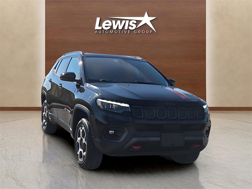 Used 2022 Jeep Compass Trailhawk w/ Trailhawk Elite Group image 6