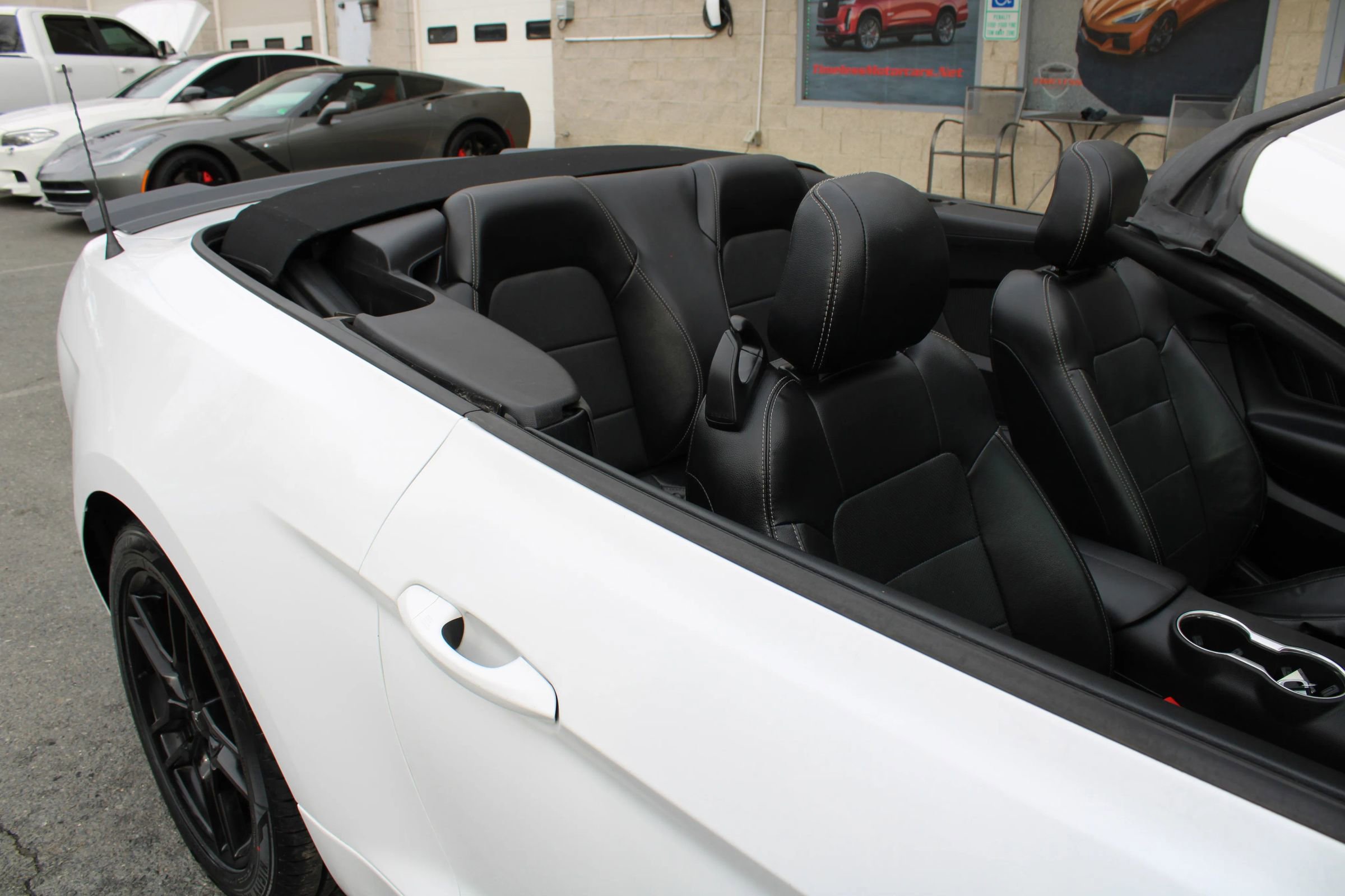 Used 2019 Ford Mustang Premium image 34