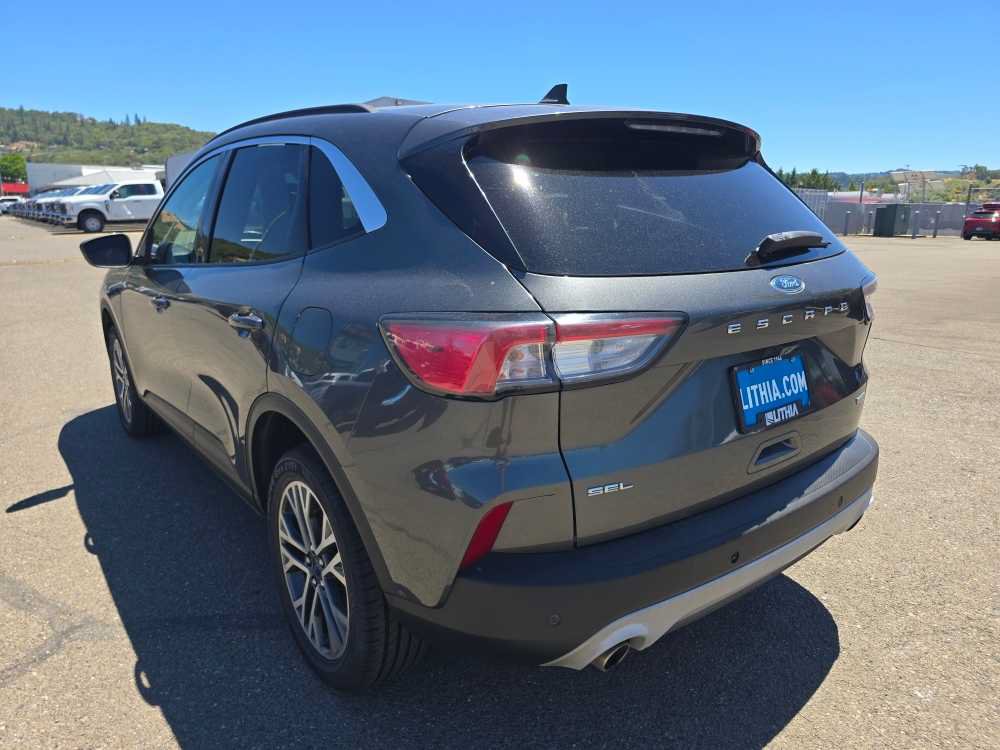 Used 2020 Ford Escape SEL AWD/4WD image 3