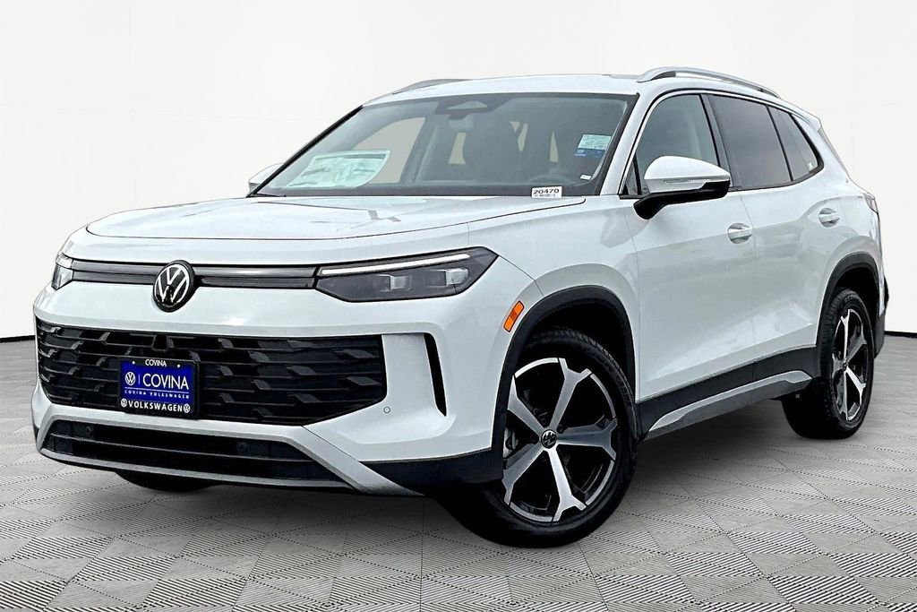 New 2026 Volkswagen Tiguan SE image 3