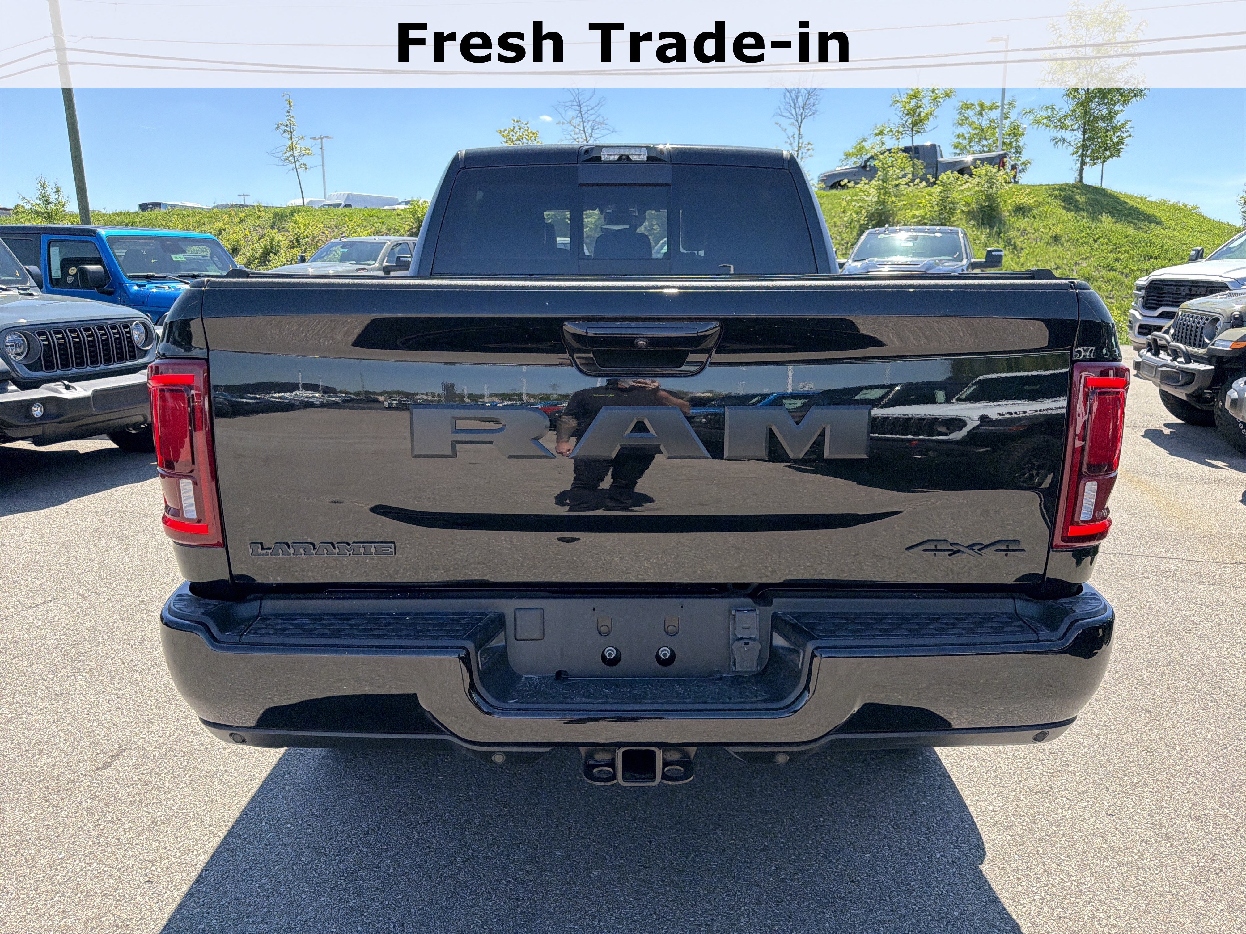 Used 2025 RAM 2500 Laramie AWD/4WD image 10