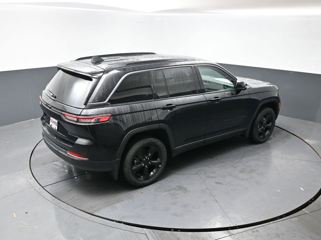 New 2026 Jeep Grand Cherokee Limited w/ Limited Altitude Package image 29