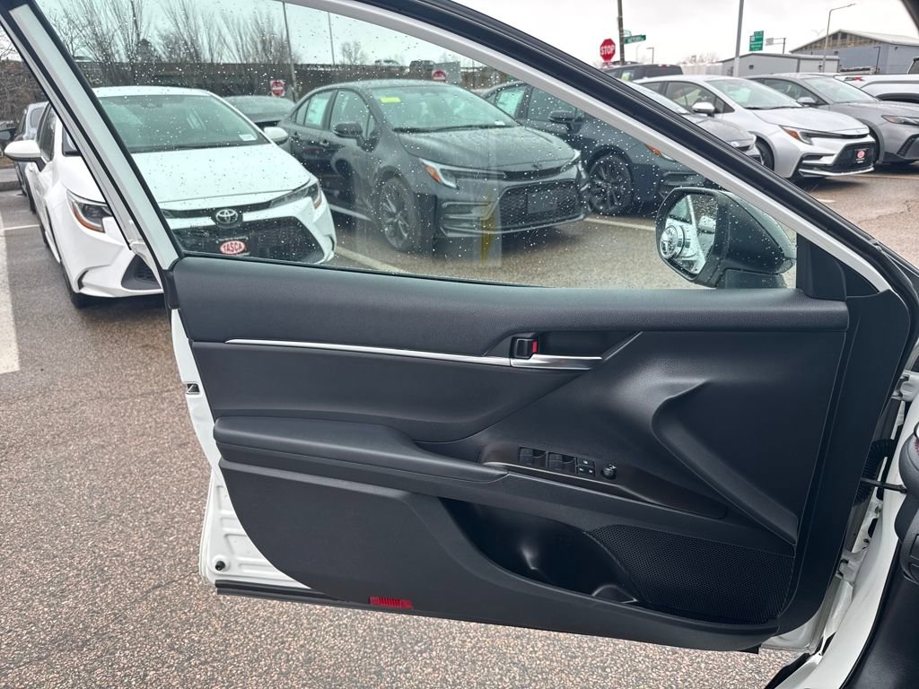 Used 2022 Toyota Camry TRD w/ TRD Package w/JBL Audio image 31