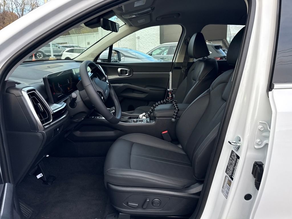 New 2026 Kia Sorento S image 9