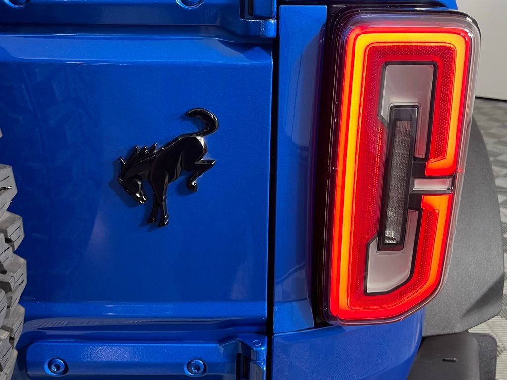 Used 2022 Ford Bronco Wildtrak image 11